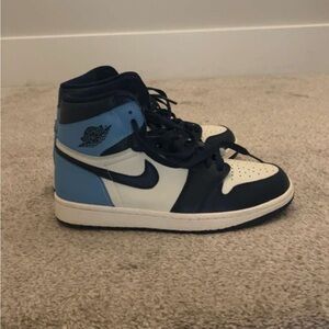Air Jordan 1 High Retro OG Obsidians